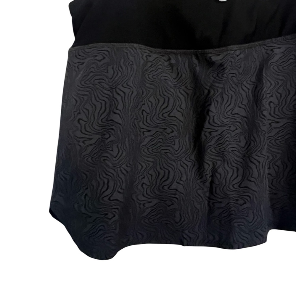 etonic Black Textured A-Line Skort Size Medium NWT